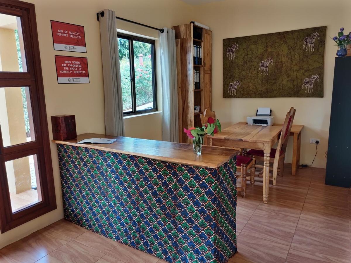 Tanzanice Farm Lodge Карату Екстериор снимка