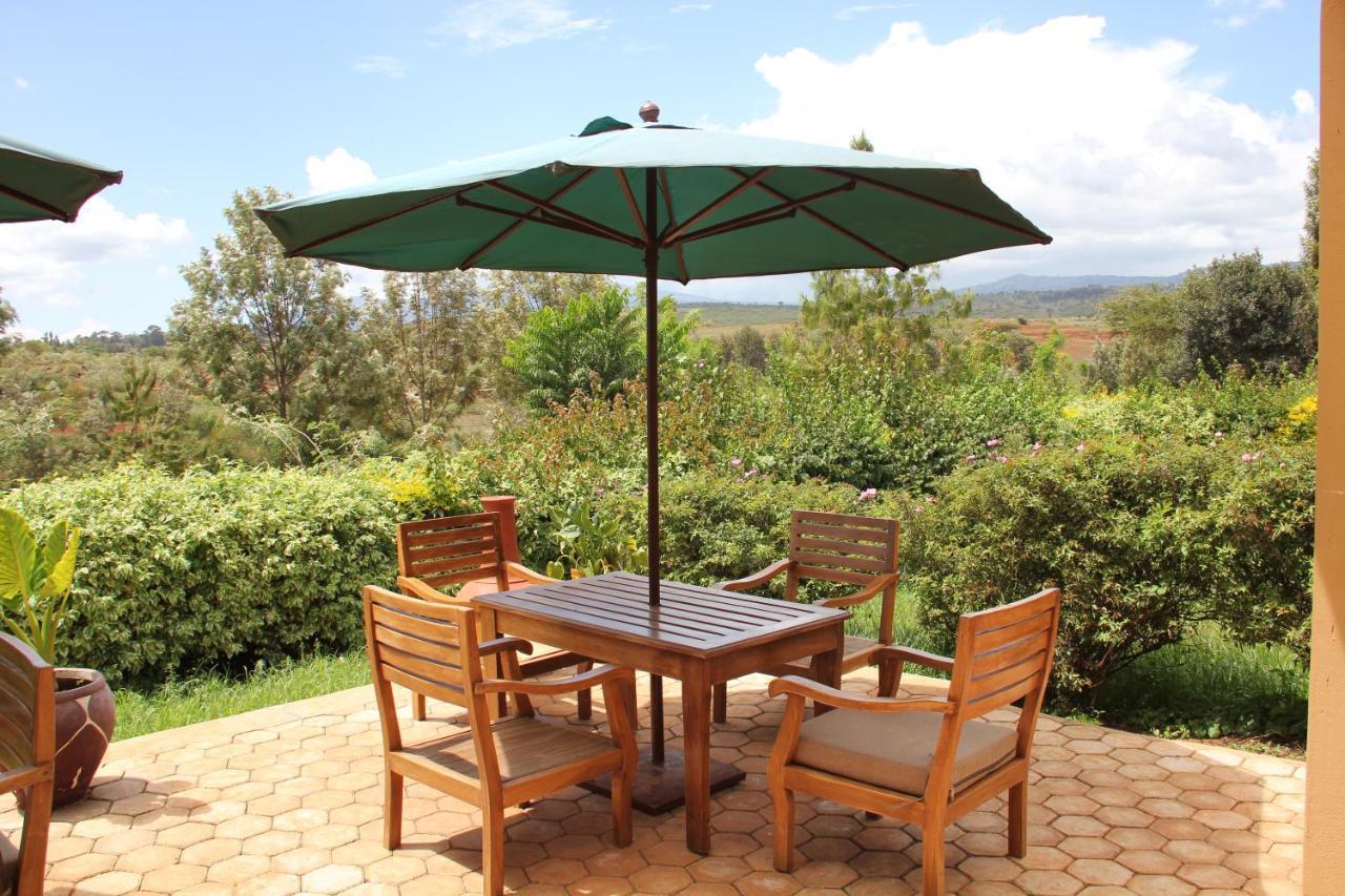 Tanzanice Farm Lodge Карату Екстериор снимка